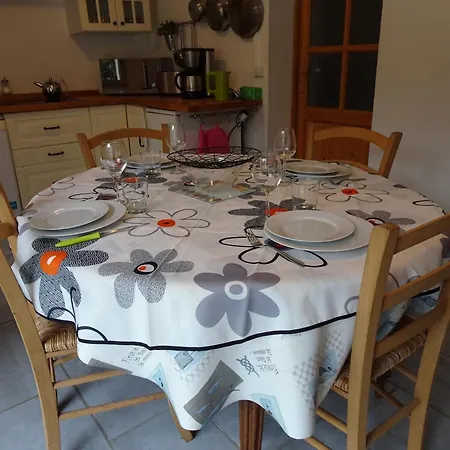 Maison Renovee 4 Couchages Avec Jardinet, A 2000 M Des Plages - - Fr-1-224b-1 *
